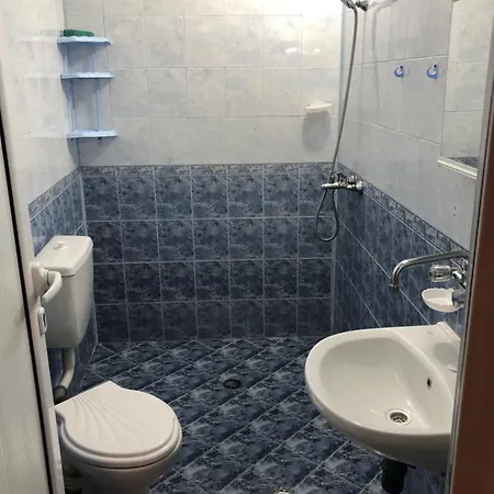 за гости рай с до гр велико търново *