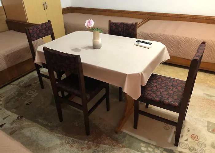 別荘 за гости рай с до гр велико търново アルバナシ